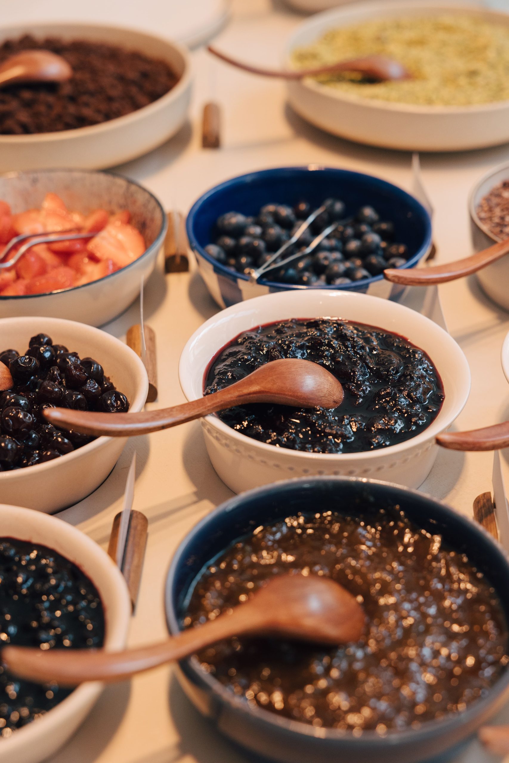 Toppings Kala